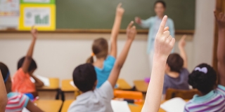 Abepar: 28 de abril dever&aacute; ser um dia letivo normal