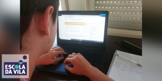 Escola da Vila lan&ccedil;a m&atilde;o dos Ambientes Virtuais de Aprendizagem e do suporte multicanal