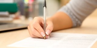 Nota m&eacute;dia na reda&ccedil;&atilde;o subiu 10% no Enem 2015 - G1