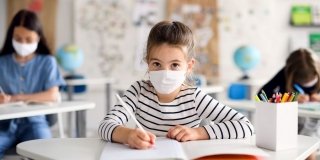 Escolas devem elaborar plano para a volta presencial de todos os alunos em agosto